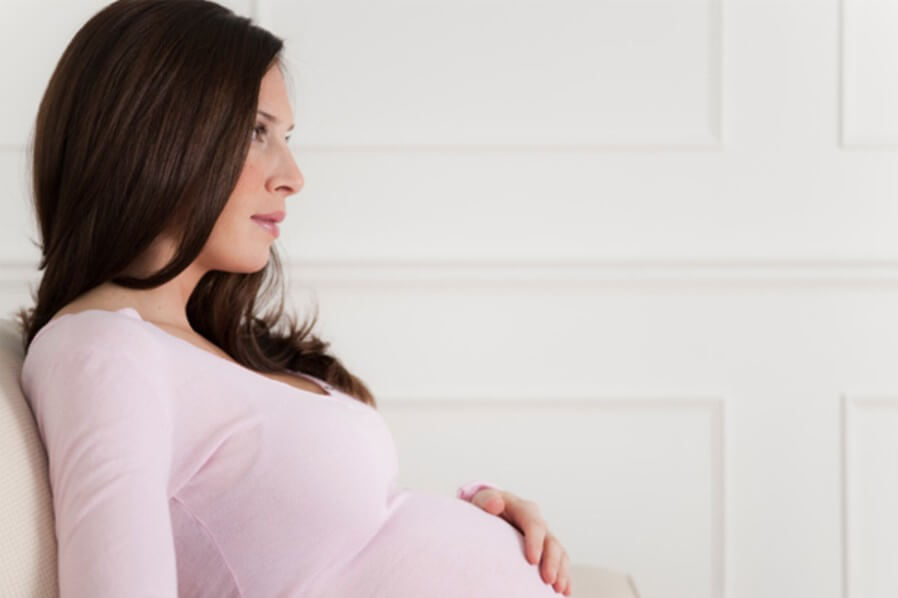 Femme enceinte seule car certains amis s'éloignent durant la grossesse