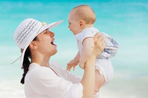 L'apprentissage du rire chez les bébés