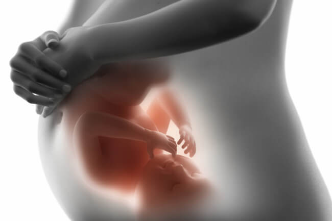 Le bébé reçoit les énergies de votre corps et celles-ci participent à son développement émotionnel