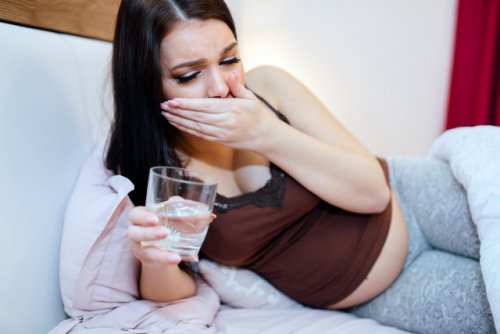 Tout savoir sur les vomissements et nausées pendant la grossesse