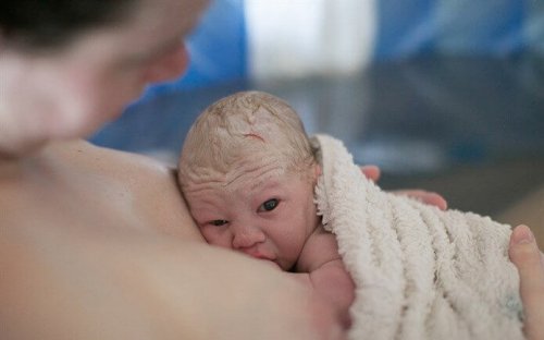 La naissance d'un enfant est un acte d'amour entre deux êtres