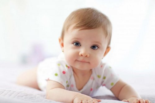 L'importance de mettre le bébé sur le ventre