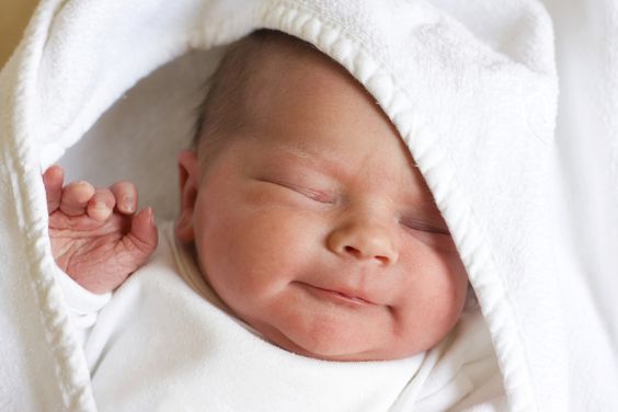 5 curiosités sur les premiers jours d’un bébé