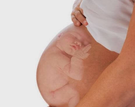 Le cerveau des femmes les prépare à aimer leur bébé dès les premières secondes