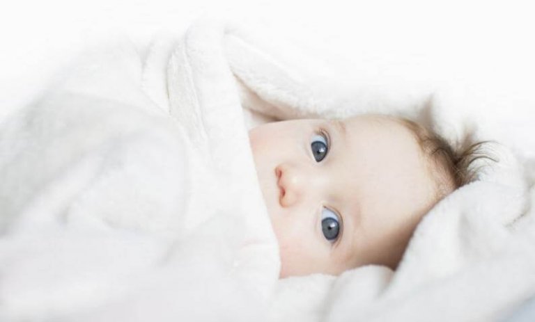 Est Il Conseille De Reveiller Le Bebe Pour Lui Donner A Manger Etre Parents