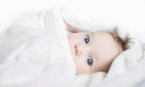 4 conseils pour garder un nouveau-né au chaud