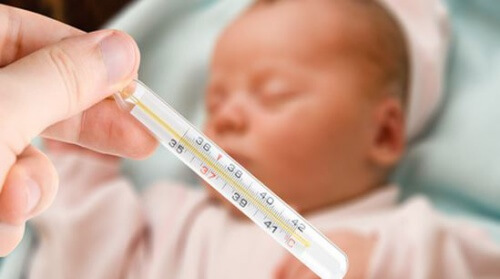 Fièvre chez les nouveau-nés et les bébés de moins de 3 mois