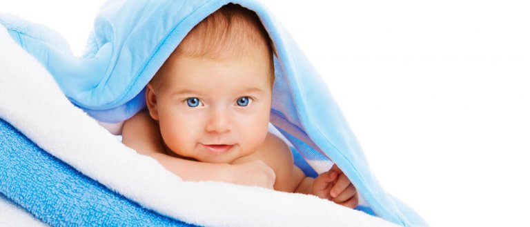 Comment nettoyer le nez et les oreilles de votre bébé ?