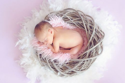 Comprendre le sommeil du bébé de 4 à 6 mois