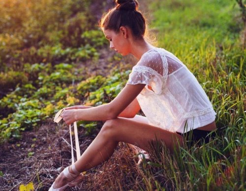 Petite fille un jour deviendra grande