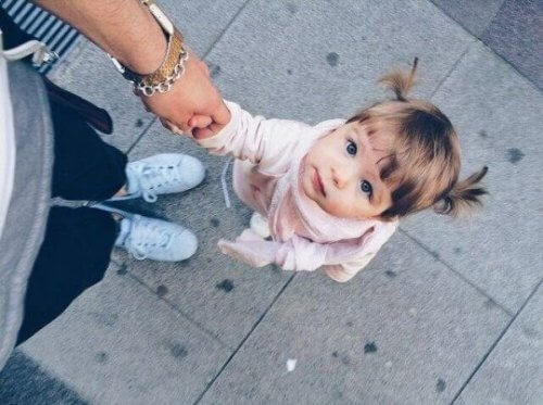 Les trois meilleures applications pour prendre votre enfant en photo