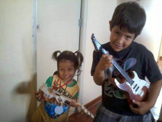 L'aîné peut avoir des similitudes avec le plus jeune des enfants