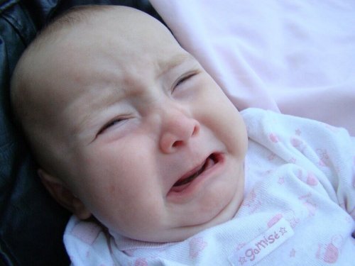5 conseils pour apaiser les pleurs d’un bébé