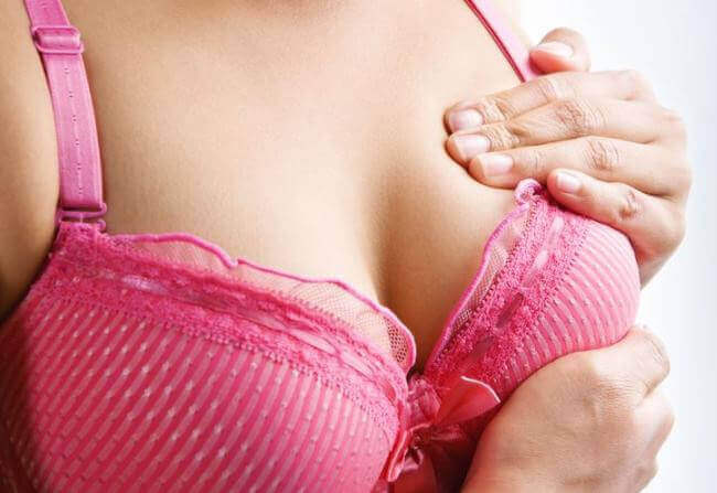 9 soins de base pour les seins