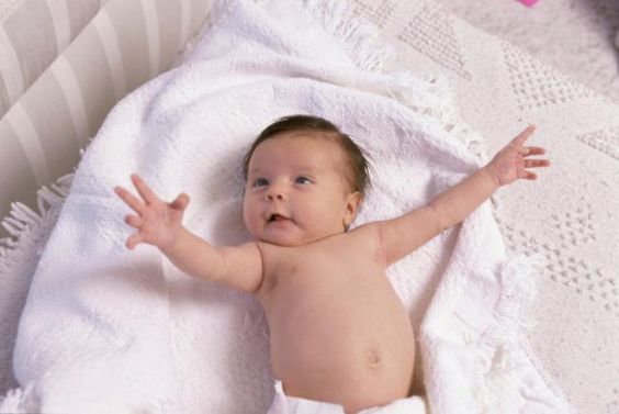 Le reflux chez les bébés est courant pendant la première année