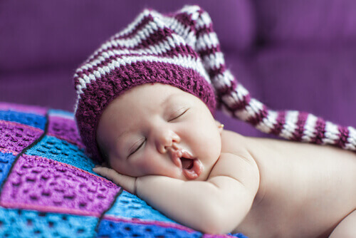 Techniques pour apprendre au bébé à dormir sans interruption