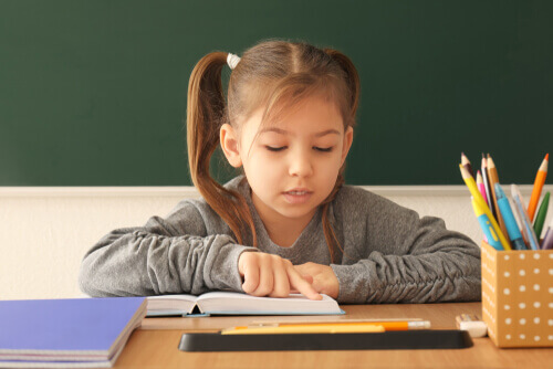 7 exercices pour apprendre à lire