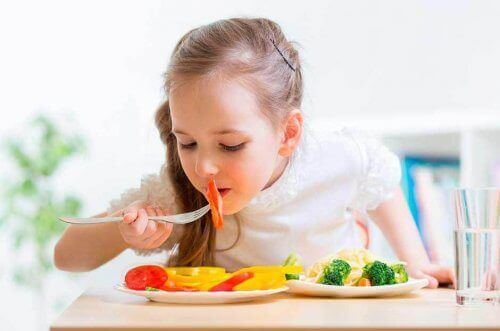 Une alimentation saine et équilibrée prévient l'anxiété infantile.
