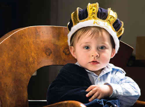 Trop surestimer peut rendre les enfants narcissiques