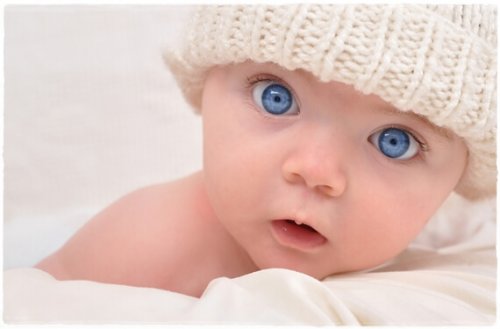 La couleur des yeux de chaque individu est due à l'héritage génétique
