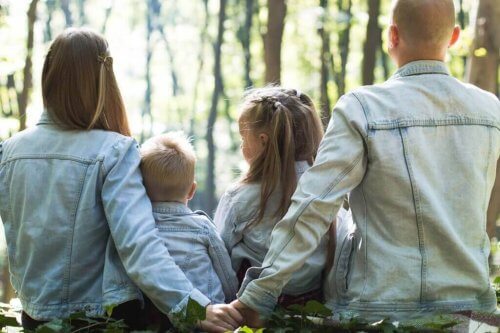 Un climat émotionnel positif peut renforcer les liens familiaux.