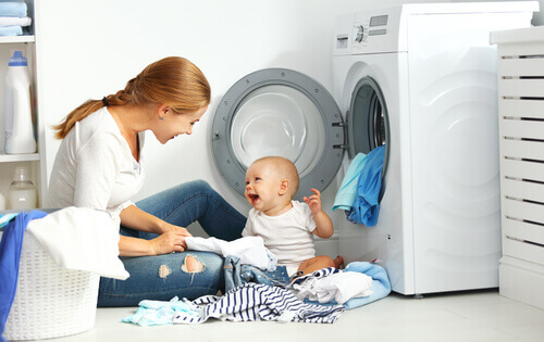 7 conseils pour laver les vêtements du bébé