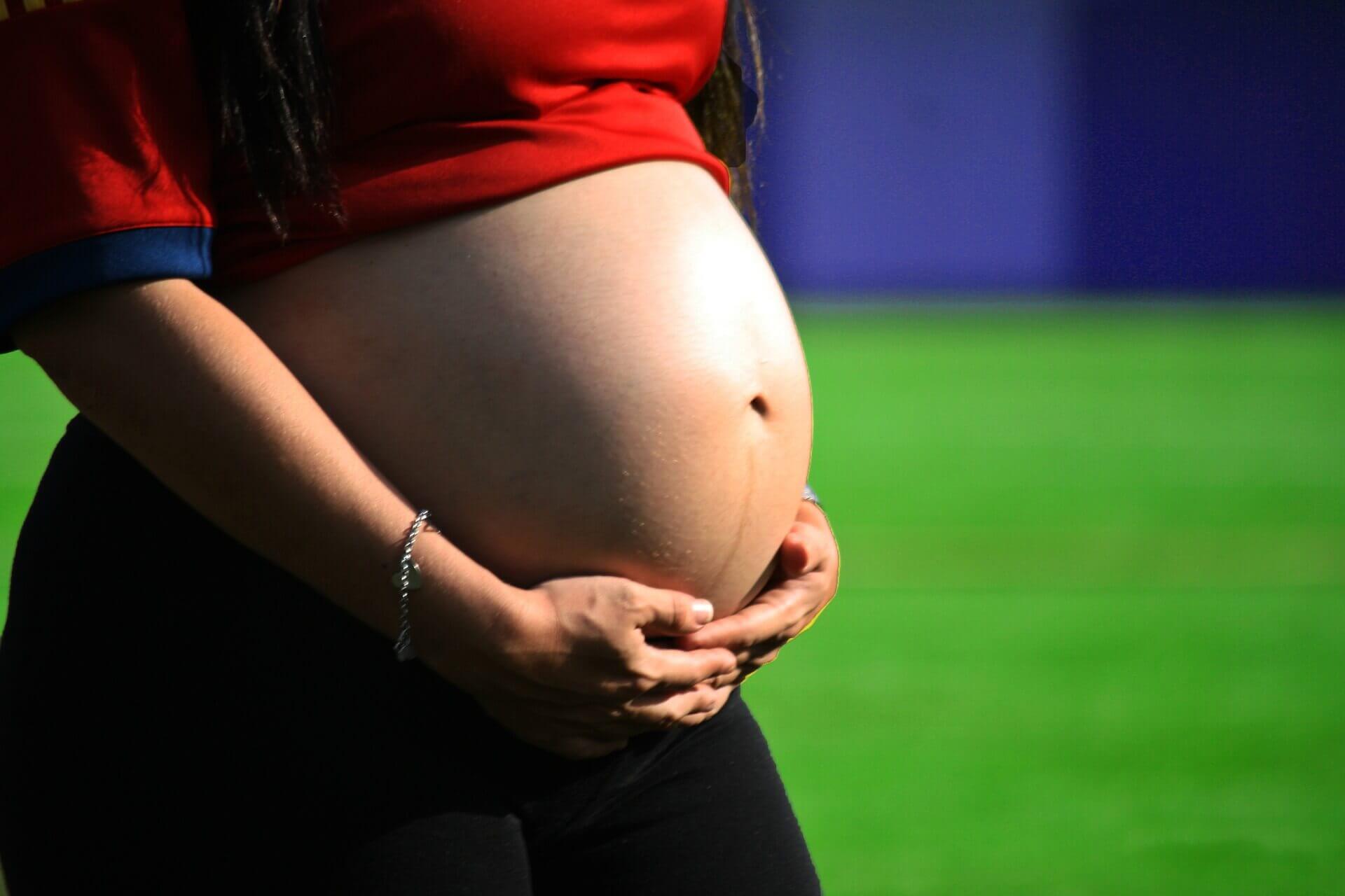 Faire de l'exercice pendant et après la grossesse est possible après avoir demander conseil à son médecin
