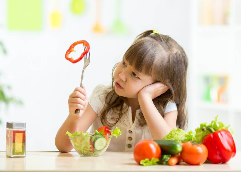 Un enfant qui ne veut pas manger ne doit jamais être forcé