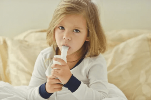 La bronchite chez les enfants. Comment les aider ?