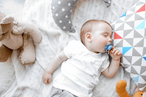 Quatre fait curieux sur la respiration des bébés