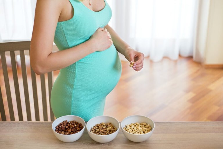 Quelles vitamines prendre systématiquement pendant la grossesse ?