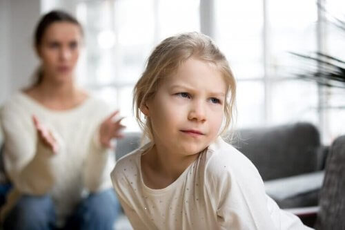 Les parents hélicoptères et la conséquence chez les enfants