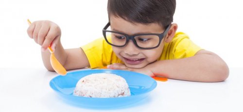 Le riz est un des aliments les plus conseillés en cas de maux de ventre ou de gastrite.