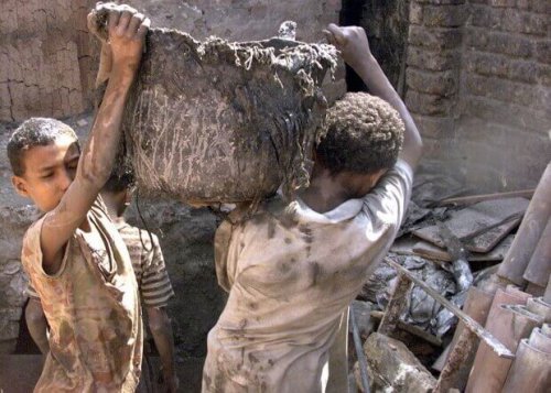 les droits de l'enfant pour le protéger