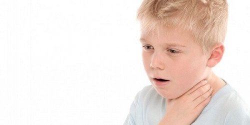 L'étouffement chez l'enfant : comment réagir ?