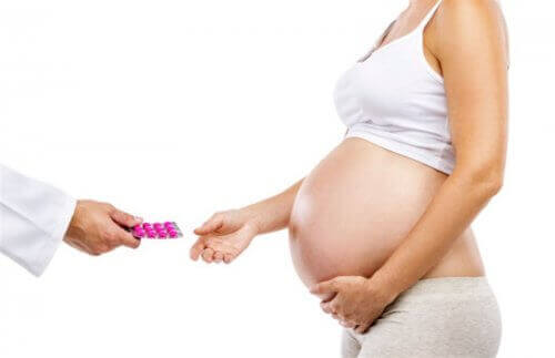 effet secondaire femme enceinte medicament