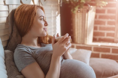 Il existe une multitude d'infusions que l'on peut consommer pendant la grossesse mais elle doivent être consultées au préalable avec le médecin.