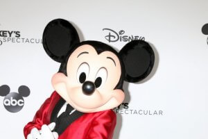 90 ans avec Mickey Mouse ! Disney célèbre un grand succès