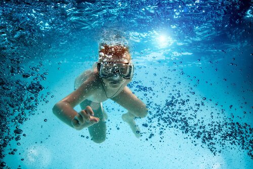 Plongée sous-marine pour enfants