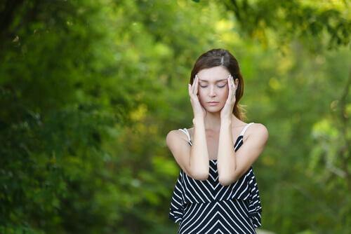 Une vie sans stress et sans substances nocives font partie des habitudes favorisant la fertilité.