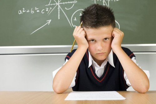 Mon enfant ne veut pas aller à l'école : que faire ?