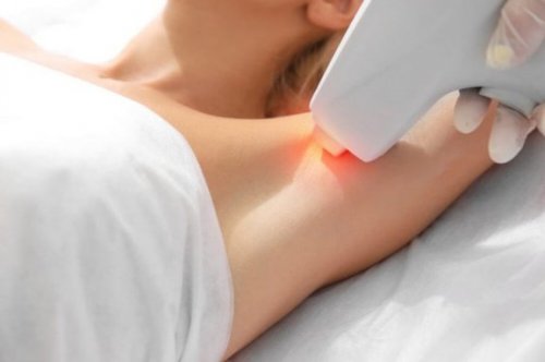 Puis-je faire un traitement au laser durant la grossesse ?