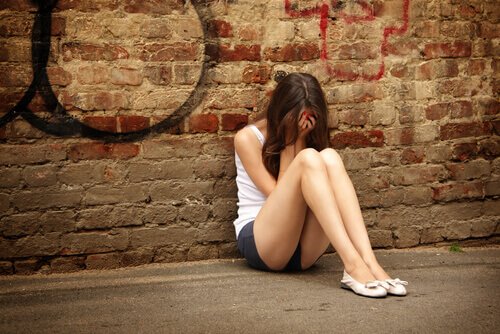 L'automutilation chez les adolescents se situe généralement entre 12 et 16 ans.