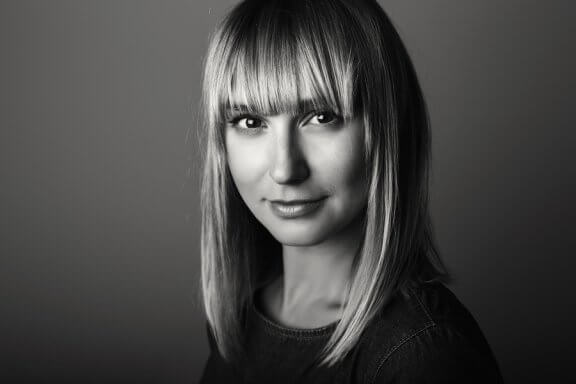 Coiffures simples et décontractées pour les mères fatiguées