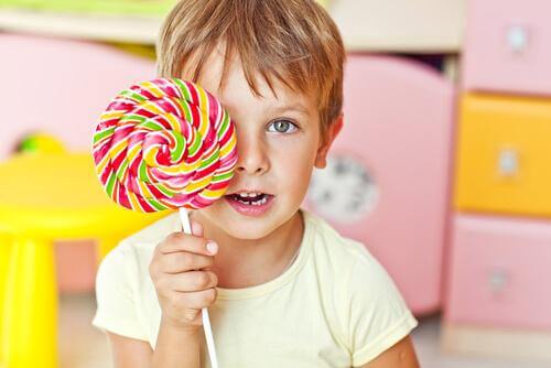 Le sucre chez les enfants : son impact sur le comportement ?