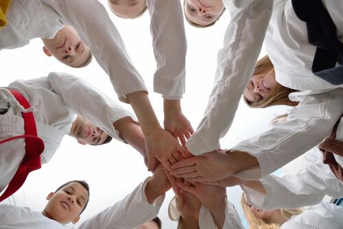 8 bienfaits du karaté pour les enfants