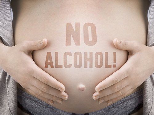 La meilleure prévention de l'alcoolisme foetal est de ne pas consommer d'alcool pendant la grossesse.