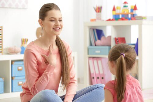 La mauvaise prononciation des enfants peut être accompagnée avec l'aide d'un professionnel.