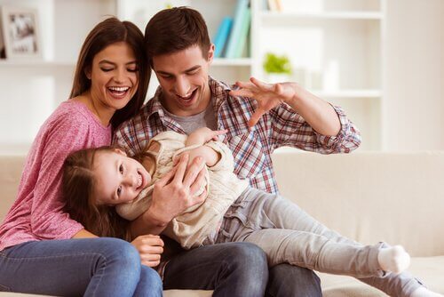 L'éducation des enfants n'a pas de règles et doit se faire dans la communication et l'amour.