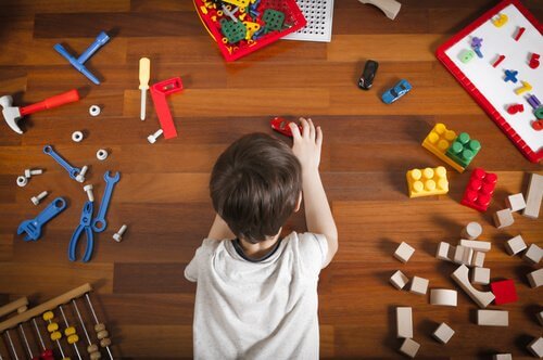  Il existe de nombreuses idées pour organiser la salle de jeux des enfants.